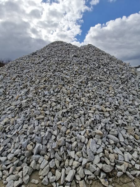 Tłuczeń granitowy 31,5-63mm